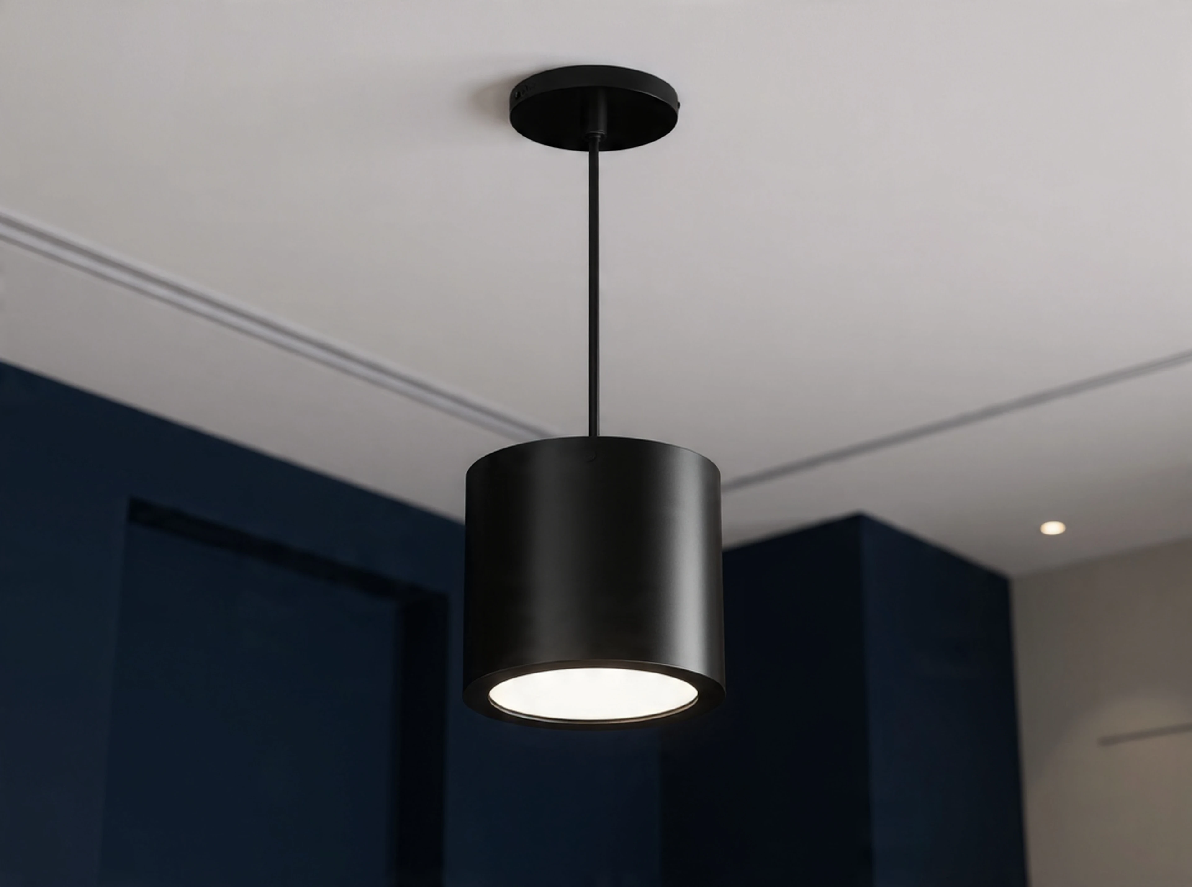 Starlet RP1 5-inch Matte-Black Cylinder Trim with Pendant Mount